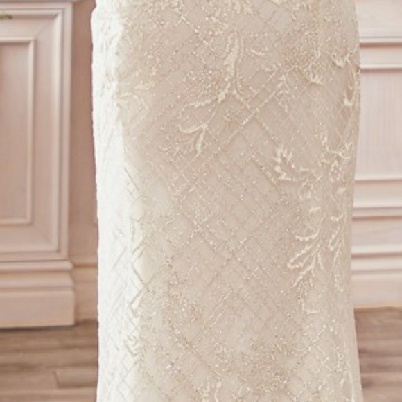 New long off the shoulder fitted beaded wedding dress,bridal gown - Picture 6 of 8